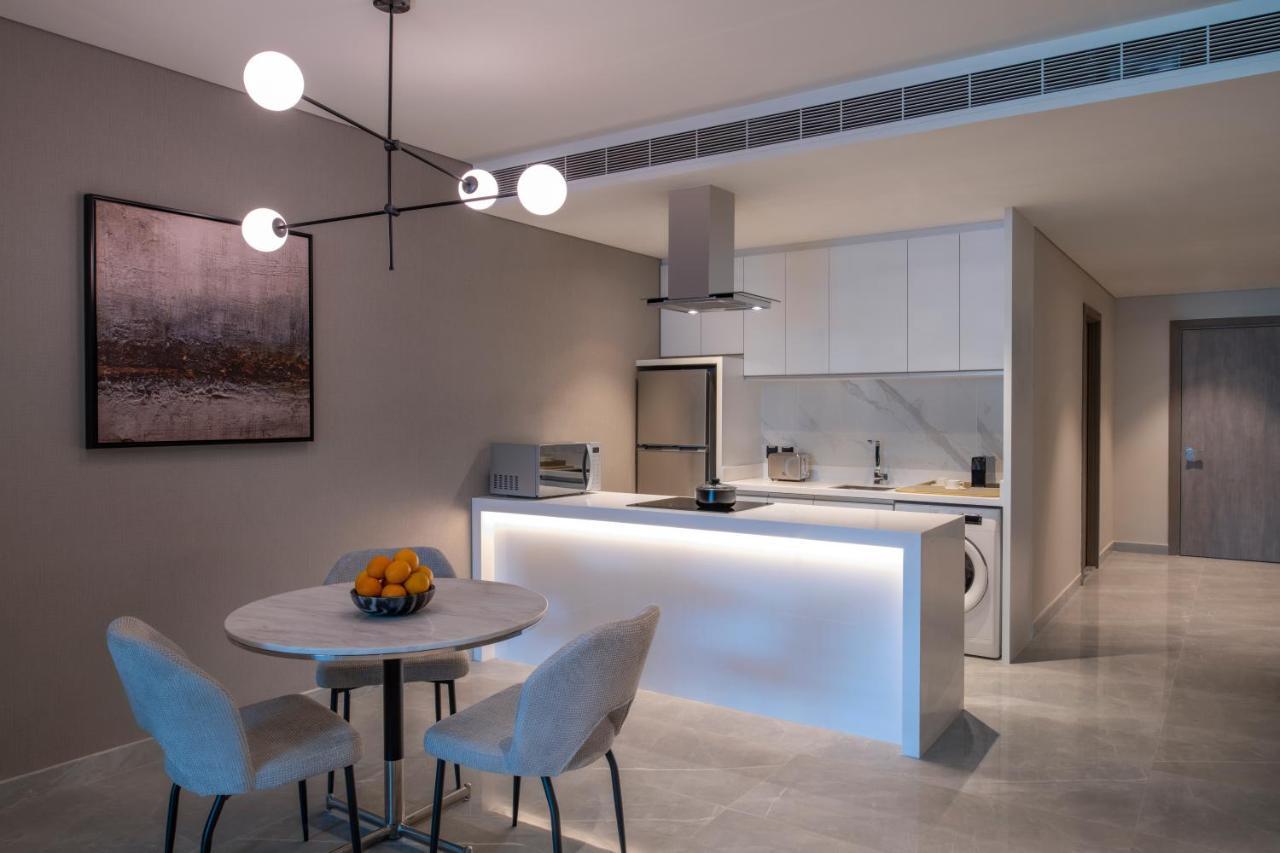 Steigenberger Residence Ad Dawhah Esterno foto A kitchen in a typical apartment