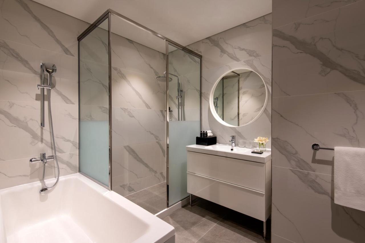 Steigenberger Residence Ad Dawhah Esterno foto Bathroom